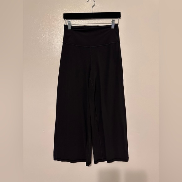 Athleta Elation Wide Leg Crop Pants size small black - Picture 2 of 6